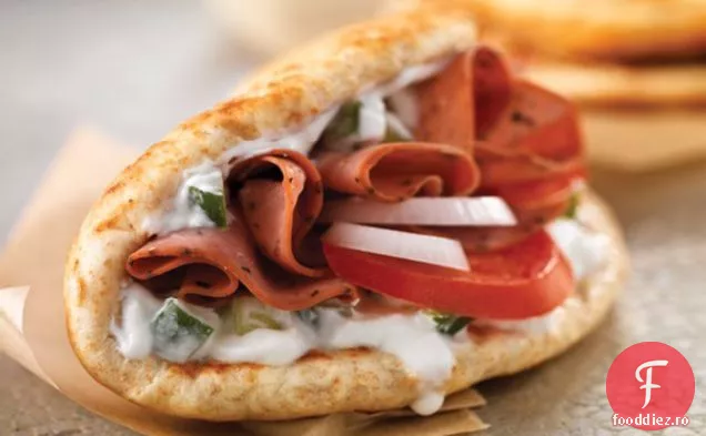 Friptură De Vită Gyro Sandwich