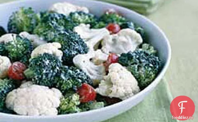Salată Cremoasă De Legume De Grădină