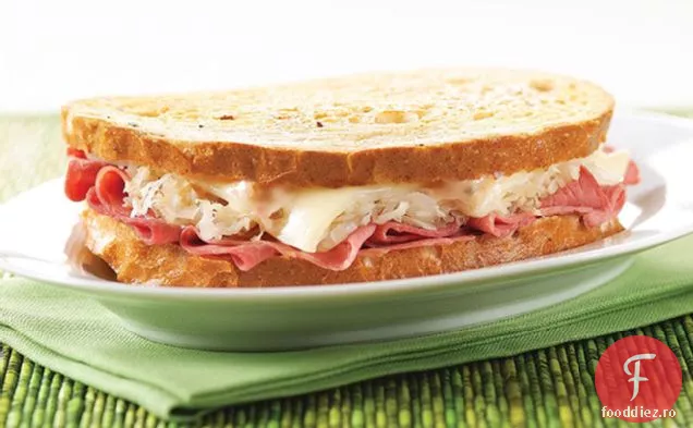 Sandwich Simplu Ruben