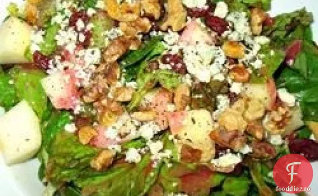 Salată de toamnă cu vinetă de afine