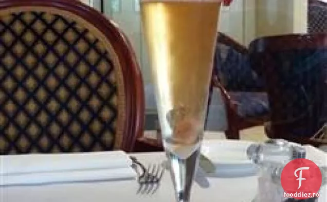 Cocktailul Cu Șampanie