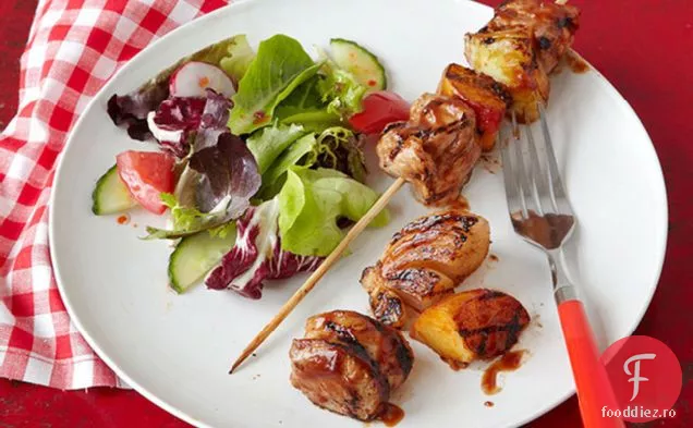 Carne De Porc Și Piersici Kabobs