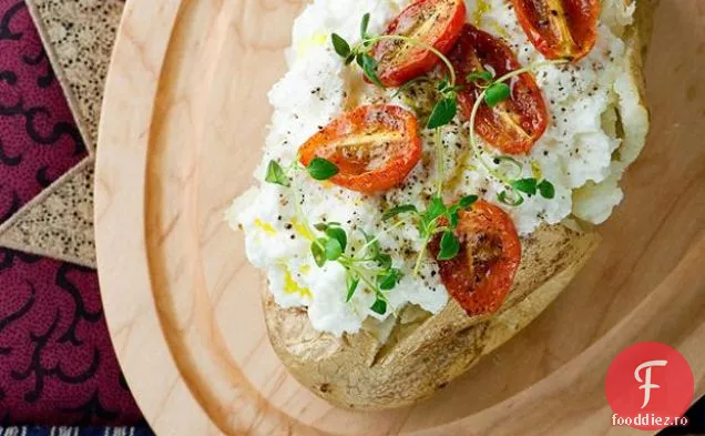 Cartof Copt Cu Ricotta Și Roșii