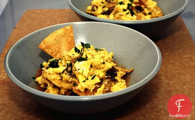 Migas cu Coulis de roșii-chipotle