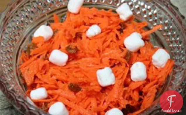 Salată De Morcovi Cu Citrice