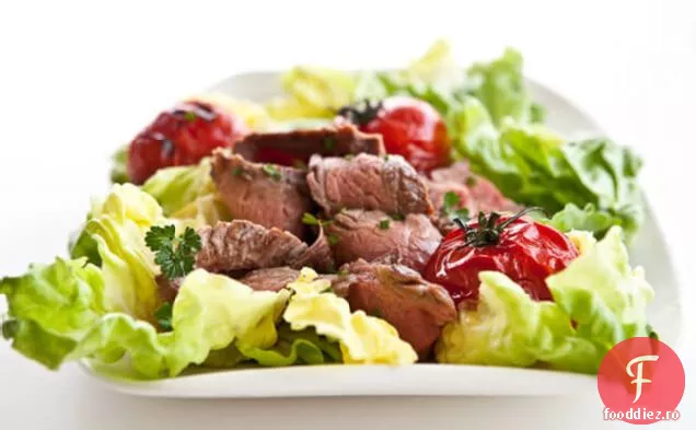 Friptură La Grătar Și Salată De Roșii Cu Vinetă De Rom