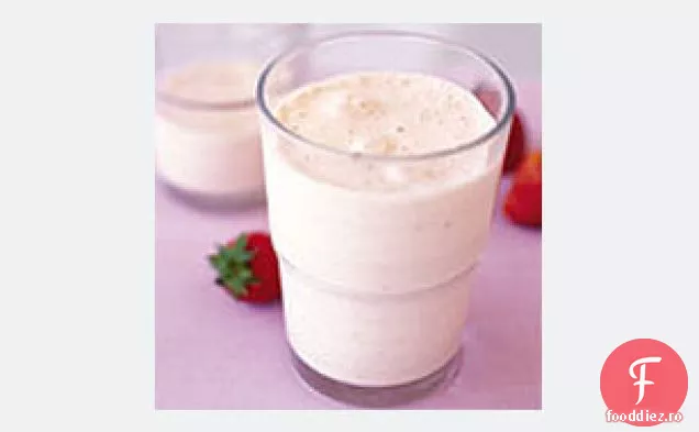 Smoothie-uri de căpșuni netede și cremoase