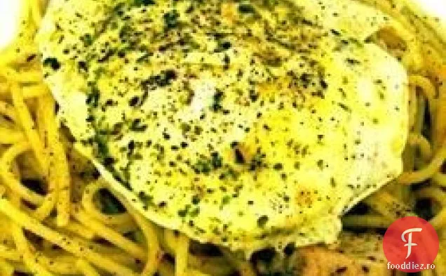 Ouă și spaghete