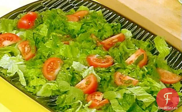 Fasole și salată răcoritoare Extra picante, roșii și tei