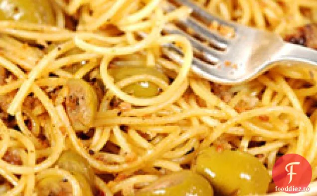 Spaghete Cu Sos De Măsline Verzi