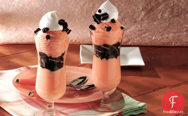 Oreo Frosty Parfaits