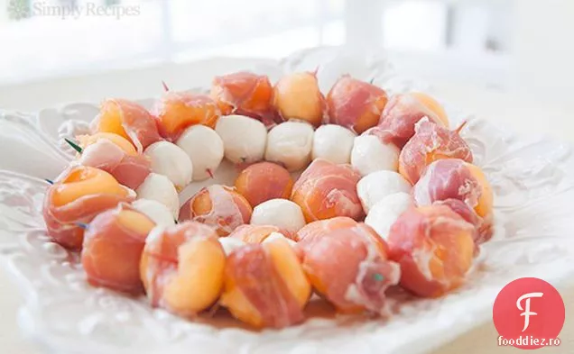 Prosciutto, Pepene Galben Și Mozzarella