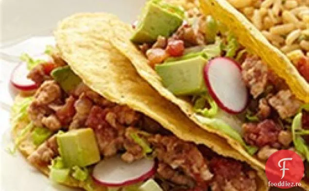 Tacos de curcan cu roșii picante