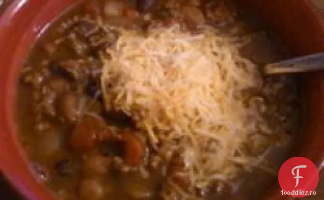 Trei Fasole Lent Arde Chili