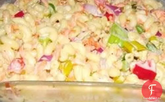 Cea mai bună salată de macaroane a mamei