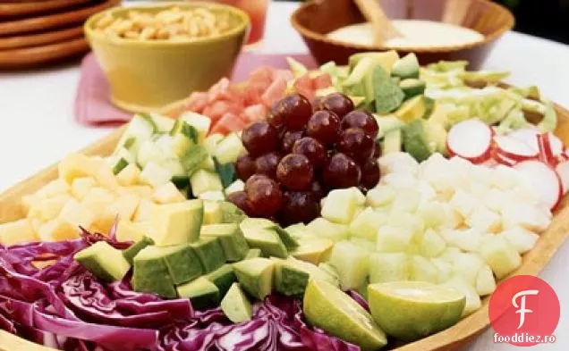 Salată mexicană tocată cu cremă portocalie
