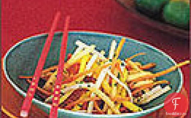 Pepene galben, Mango și salată de pere asiatice