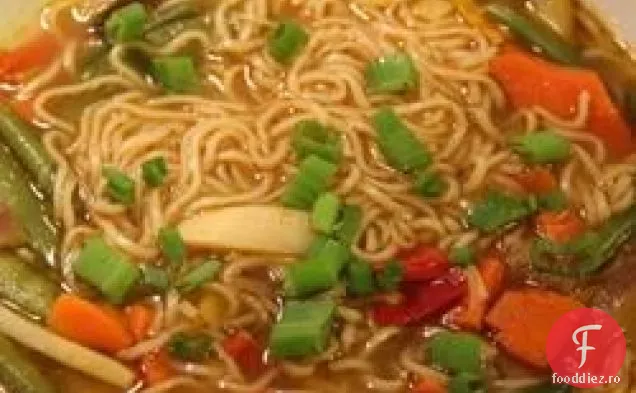 Supă De Tăiței Ramen