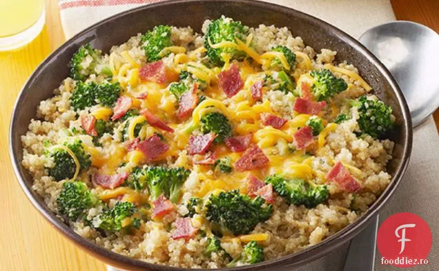 Quinoa cu Broccoli, brânză și slănină
