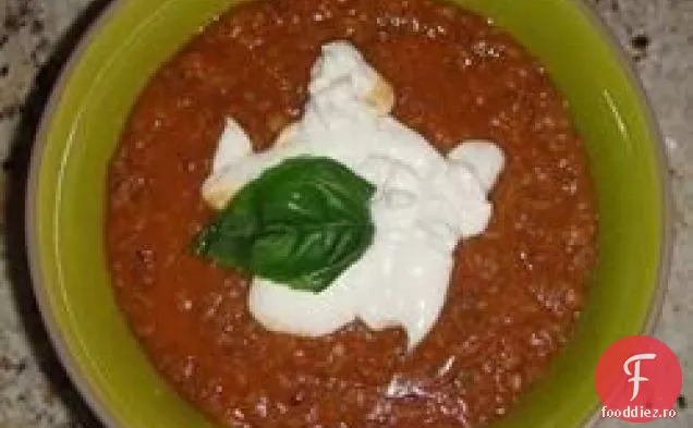 Supă picantă de roșii și linte