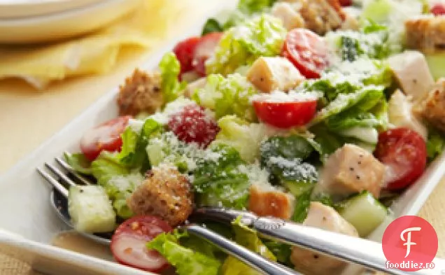 Salată de Caesar de pui tocată pentru doi