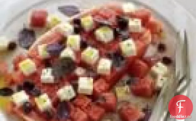 Salată De Pepene Verde Cu Busuioc Violet Și Feta