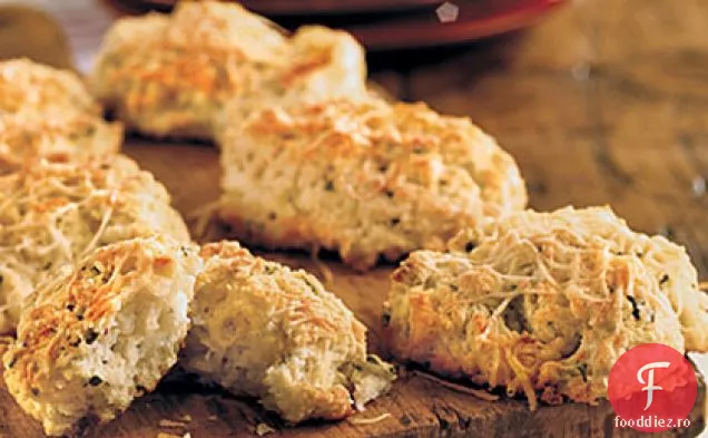 Biscuiți Parmezan-Busuioc