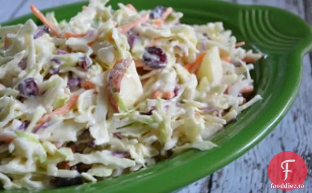 Salată Cremoasă De Mere De Afine