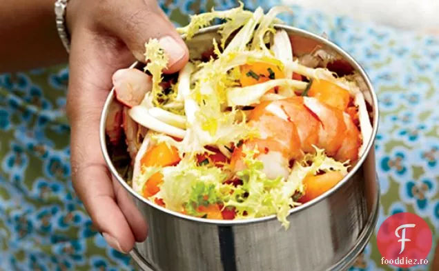 Salată braconată de creveți, pepene galben și Frisone