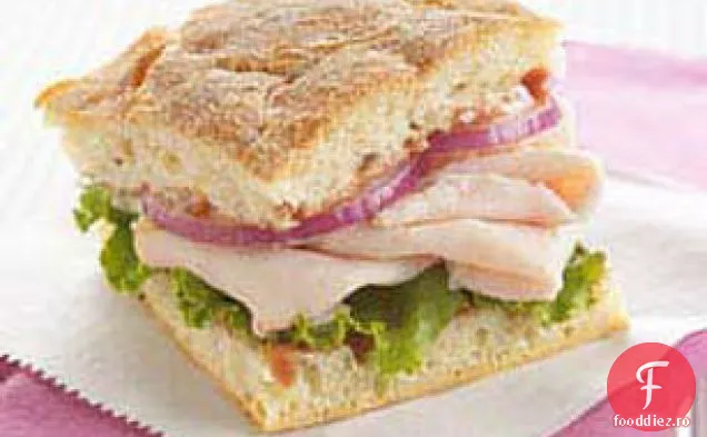 Tangy Zmeură-Curcan Sandwich