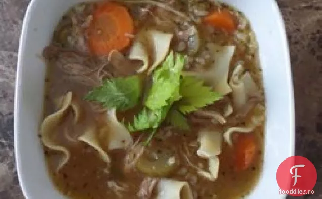 Supă De Curcan Rămasă (Aragaz Lent)