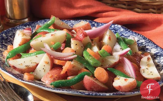 Salată De Cartofi De Legume Toscane