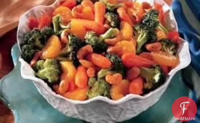 Broccoli și morcovi cu portocale