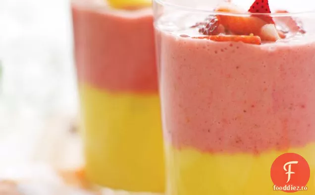 Smoothie Cu Fructe Stratificate