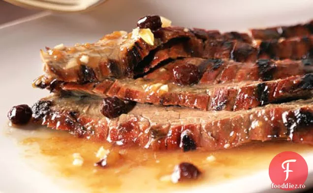 Friptură de flanc la grătar cu glazură de Chutney-Bourbon