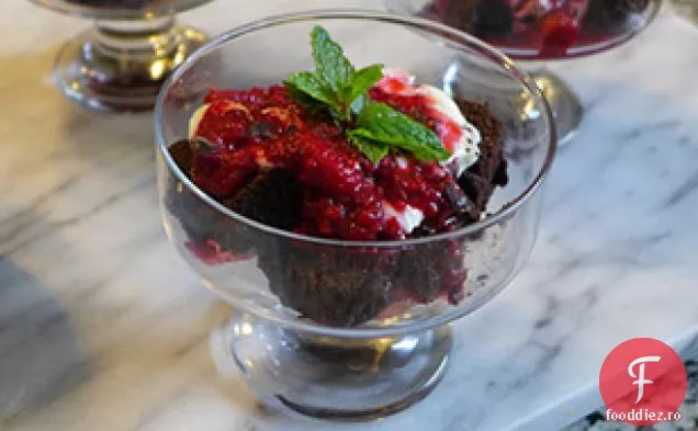 Parfaits Brownie și zmeură
