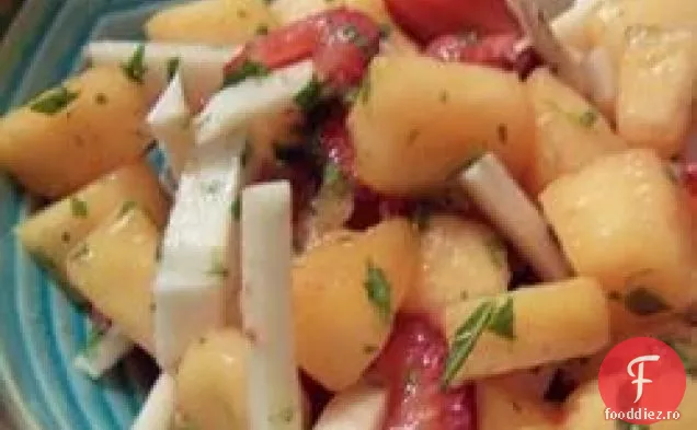 Salată de jicama și pepene galben