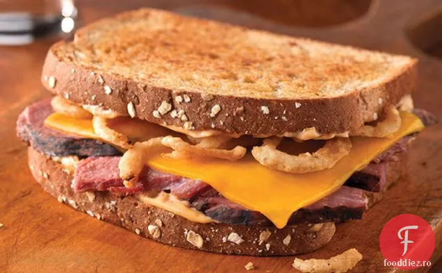 Sandwich Cu Carne De Vită Chipotle