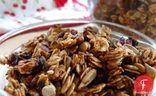 Granola crocantă și delicioasă