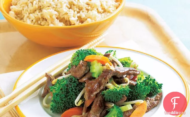 Carne de vită și Broccoli se amestecă