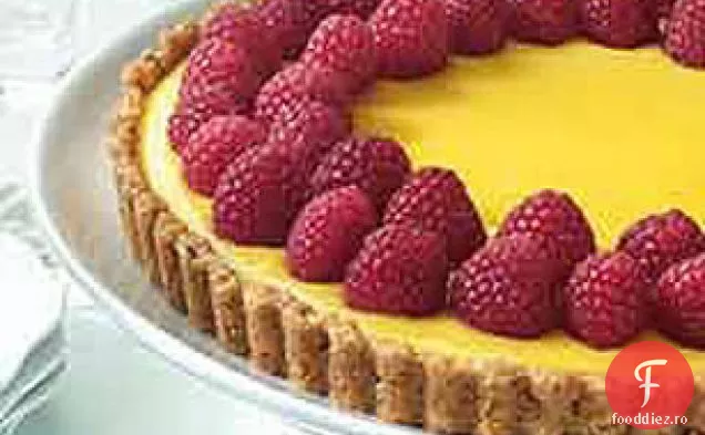 Tartă cremoasă cu lămâie cu crustă de nuci