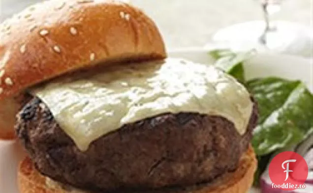 Burgeri bizoni umpluți cu smochine caramelizate și șobolani