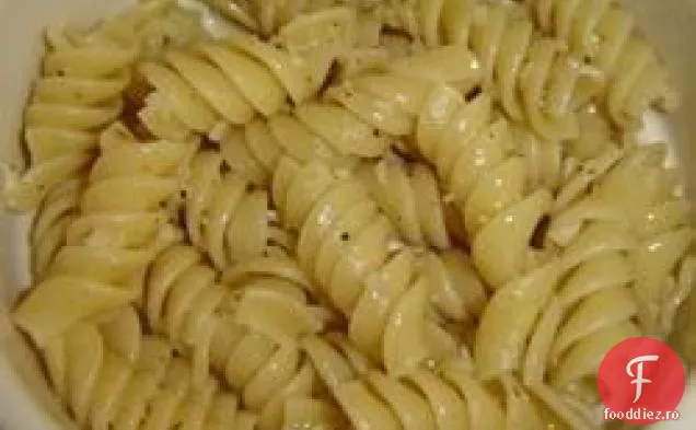 Paste De Usturoi Prăjite
