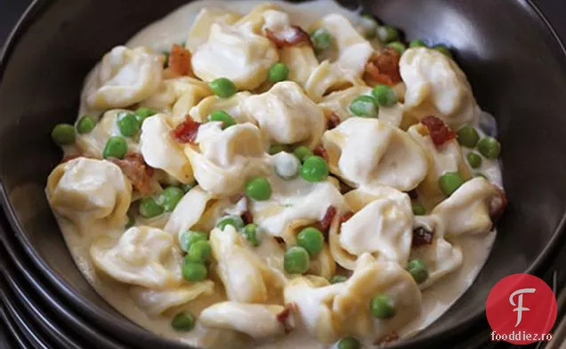 Tortellini Simplu Și Cremos Alfredo