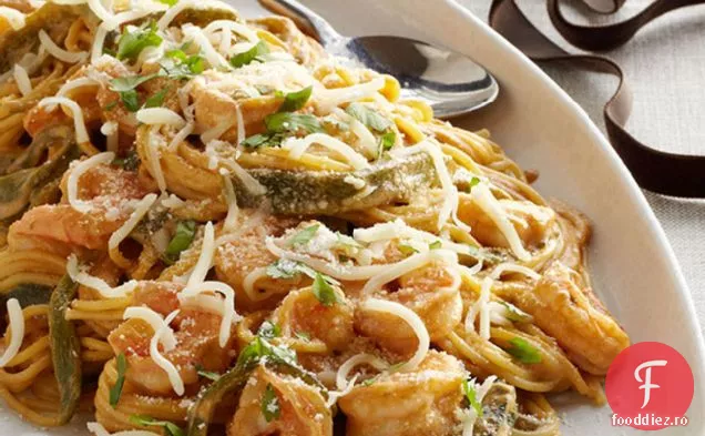 Paste De Roșii Cremoase, Poblano Și Creveți