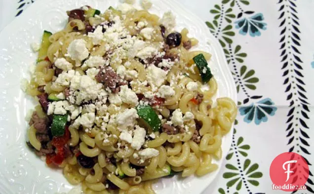 Paste grecești (ish) cu miel, dovlecei și Feta