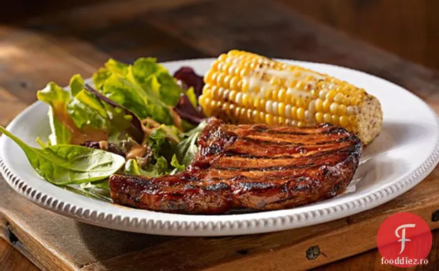 Gratar BBQ cotlet de porc cina
