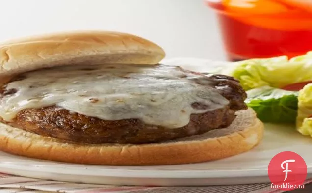 Burgeri De Tigaie Cu Cinci Brânză