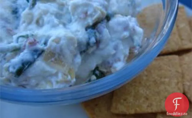 Super-simplu Bacon, spanac și Anghinare Dip