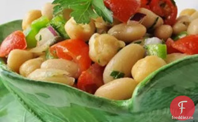 Salată De Fasole Mediteraneană